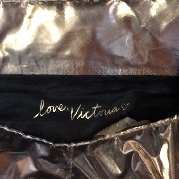Victoria Secrets Limited Edition Gold Quilted tote - Picture 6 of 8